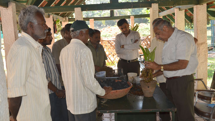 Process of potting demonstrated by TOSKAR members along with Dy.Director